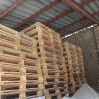 پالت پلاستیکی و چوبی