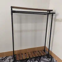 رگال لباس ، فلزی سبک و بسیار محکم