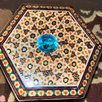 سنگ نیمه قیمتی توپاز