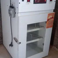 دستگاه جوجه کشی