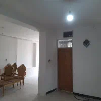 ادر اتاق با چهارچوب