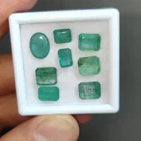 زمرد پنجشیر و زامبیا