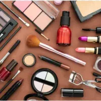 درآمد بدون سقف در بازار پرتقاضای آرایشی و بهداشتی