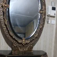 اینه ومیز
