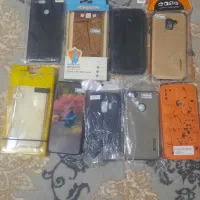 تعدادی قاب گوشی