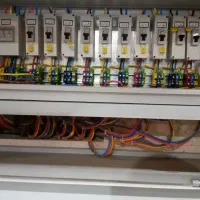 دوربین ودزدگیر وبرق ساختمان وتعمیر بخاری