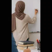 استخدام مدرس زبان خانم (انگلیسی یا سایر زبان ها)