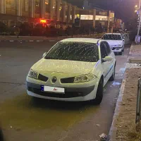 تنها مگان ۹۲ سفید