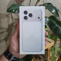 ایفون ۱۷ پرومکس نات اکتیو آکبندzaa