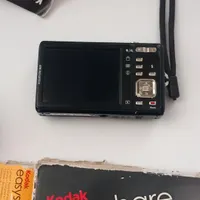دوربین عکاسی وفیلم برداری مارک kodak|دوربین عکاسی و فیلم‌برداری|تهران, شاهد|دیوار