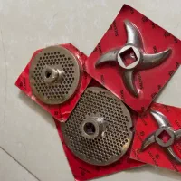 تیغ و پنجره چرخ گوشت