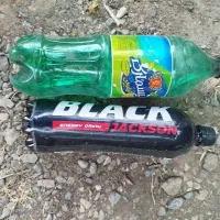 بطری یک نیم لیتری دارم۵۰۰۰تومان