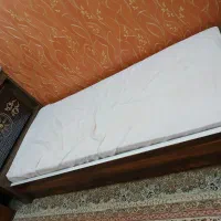 تخت یک نفره
