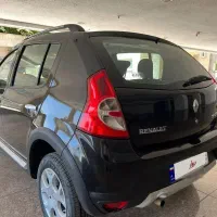 رنو ساندرو استپوی۱۳۹۷ مشکی ۱۰۰٪بدون رنگ حتی در سپر
