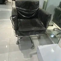 صندلی ارایشگاهی چرخان و قابلیت تنظیم ارتفاع