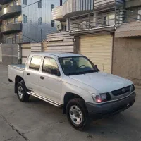 تویوتا هایلوکس تایگر 2001