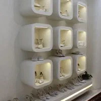 استخدام فروشنده خانم گالری کفش