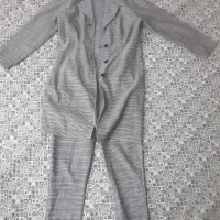 مانتو ، پیراهن ، کت جین ، تیشرت ، کفش