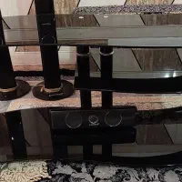 میز تلویزیون و باند سینما خانواده