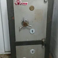 گاوصندوق دوطبقه