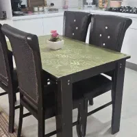 میز و صندلی