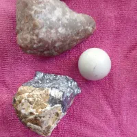 سنگ قیمتی و زیبا