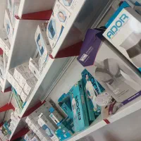 فروشنده خانم کاردرکالا پزشکی وبهداشتی