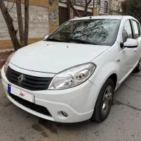 رنو‌ ساندرو اتومات ۹۵ سفید بیرنگ درجه ۱