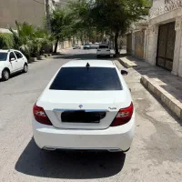دنا پلاس بورسی۱۴۰۲