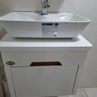 روشویی کابینتی باکسی با شیرالات بربیان