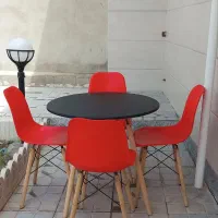 میز و صندلی