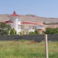 ویلا دوخوابه با تمام امکانات کامل امنیت کامل