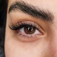 خدمات و آموزش اکستنشن(کاشت) مژه