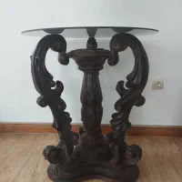 میز کنار سالنی شیک