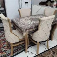 میز ناهار خوری