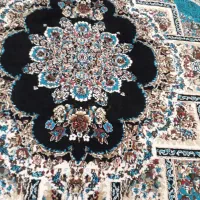 یک جفت فرش ۹ متری ۷۰۰ شانه در حد نو