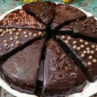 سفارش انواع کیک و کوکی خانگی