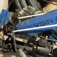 یک دستگاه علف زن و خرد کن