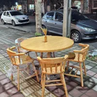 میز نهارخوری لهستانی