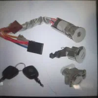 کلیدسازی خودرو وباز کردن قفل در اصفهان