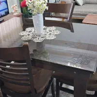 میز ناهارخوری چهار نفره