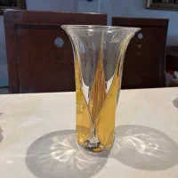 گلدان ناخمن مدل آماریس طلایی