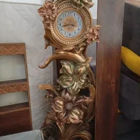 ساعت دکوری ایستاده