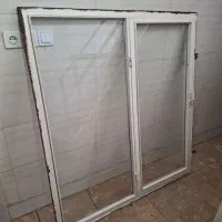پنجره آهنی