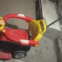 ماشین حمل کودک در اسباب‌بازی
