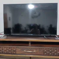 تلویزیون ۵۰اینچ شکسته