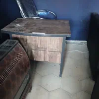 میز کامپیوتر و صندلی چرخ دار جک دار