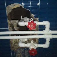 لوله کش آب ساختمان