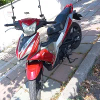 لاکی ۱۸۵