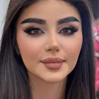 میکاپ (آرایش صورت )شینیون